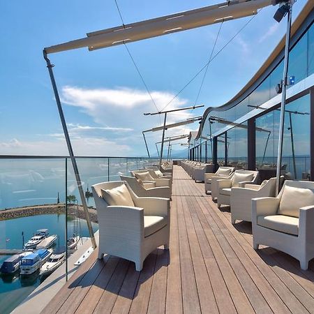 Hotel Beaulac Neuchatel Bagian luar foto