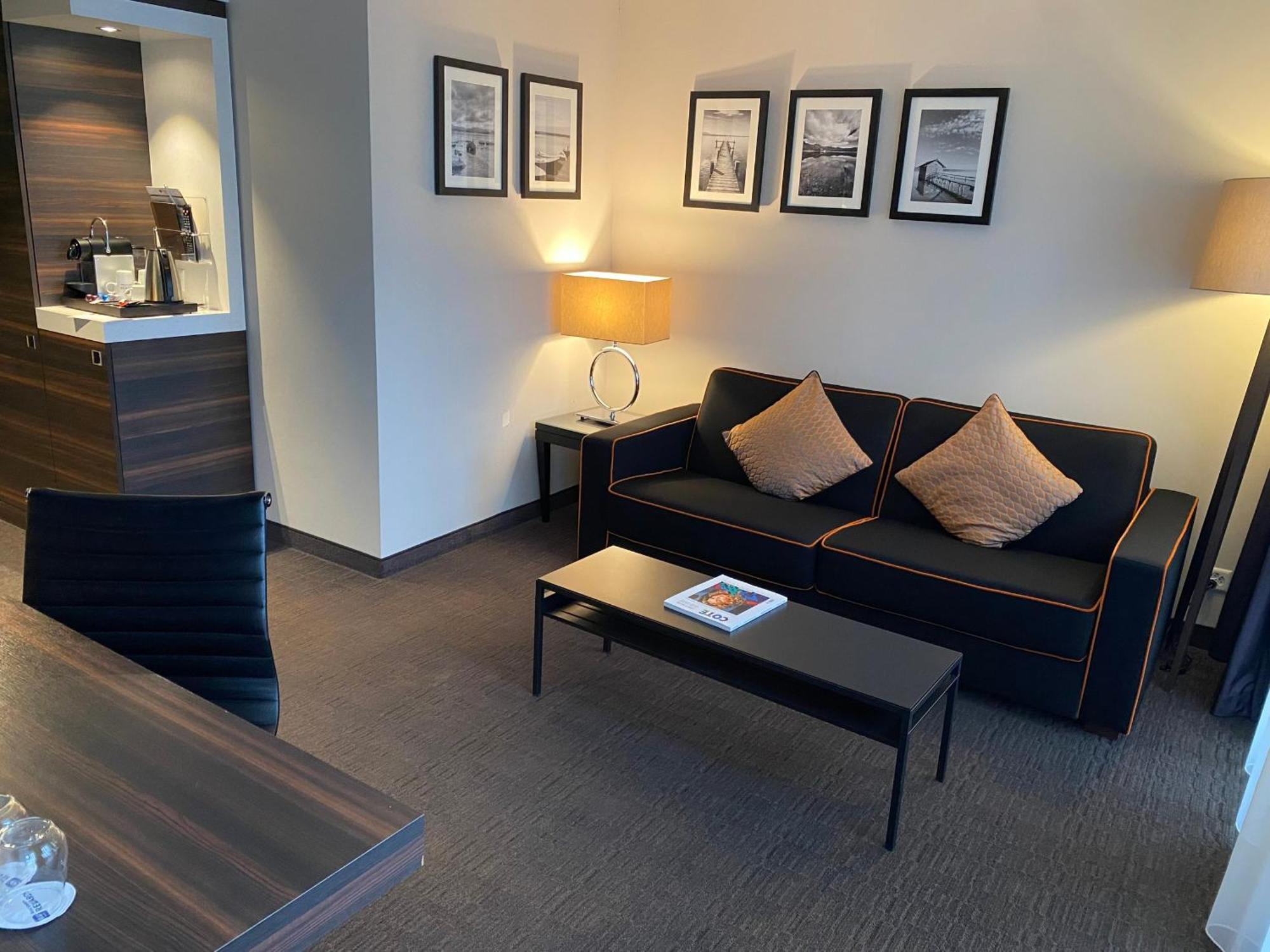 Hotel Beaulac Neuchatel Bagian luar foto