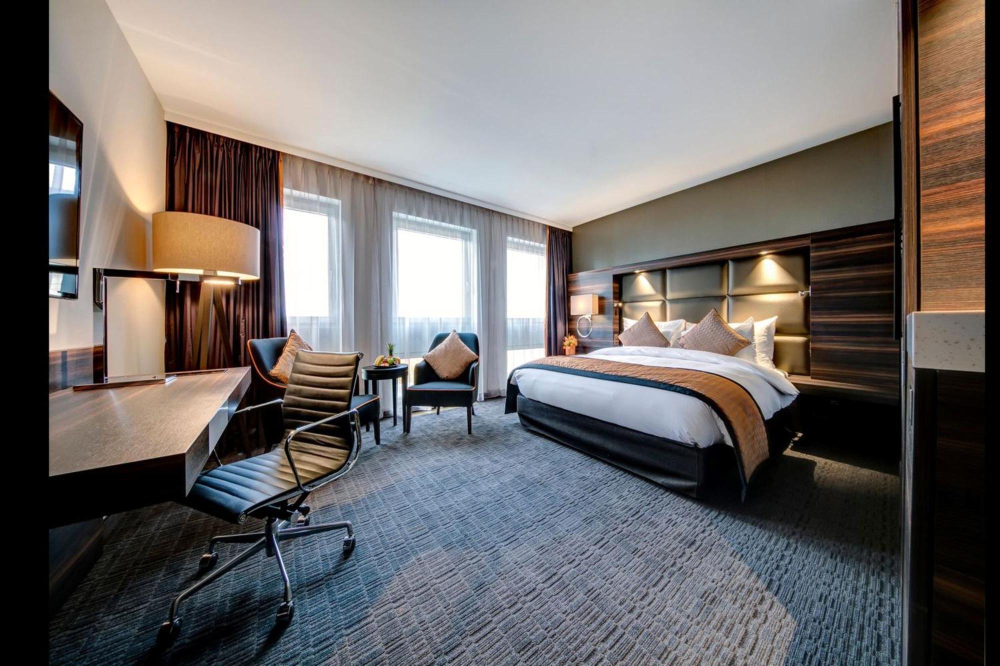 Hotel Beaulac Neuchatel Bagian luar foto