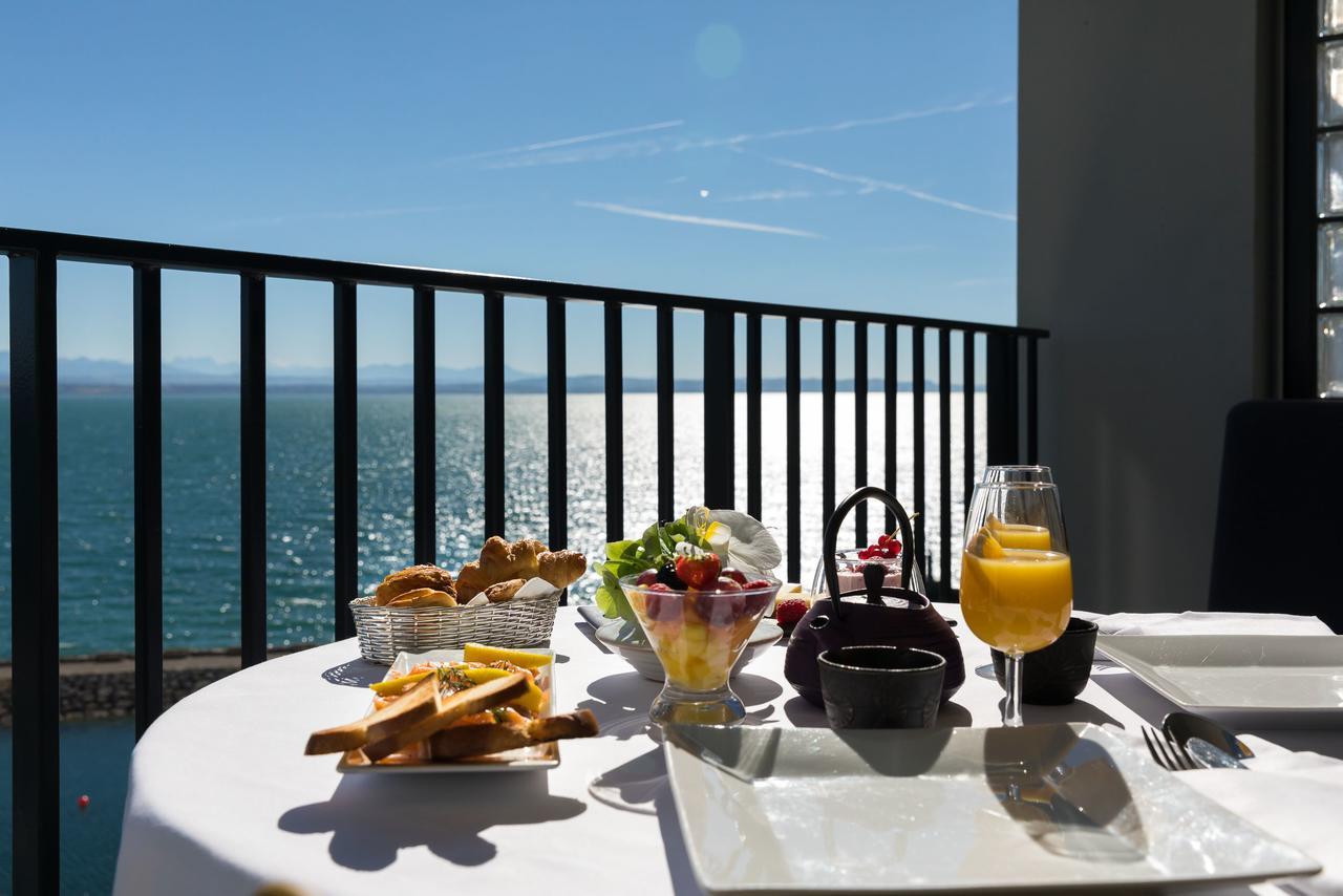 Hotel Beaulac Neuchatel Bagian luar foto